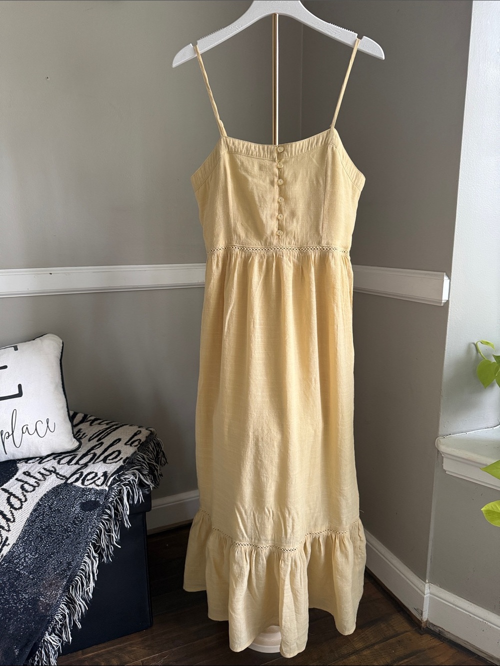 Love Tree Pale Yellow Spaghetti-Strap Dress